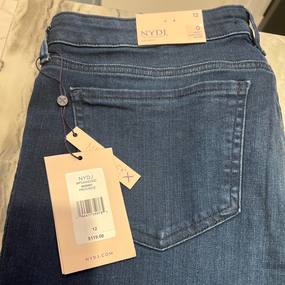 NWT NYDJ Skinny Jeans